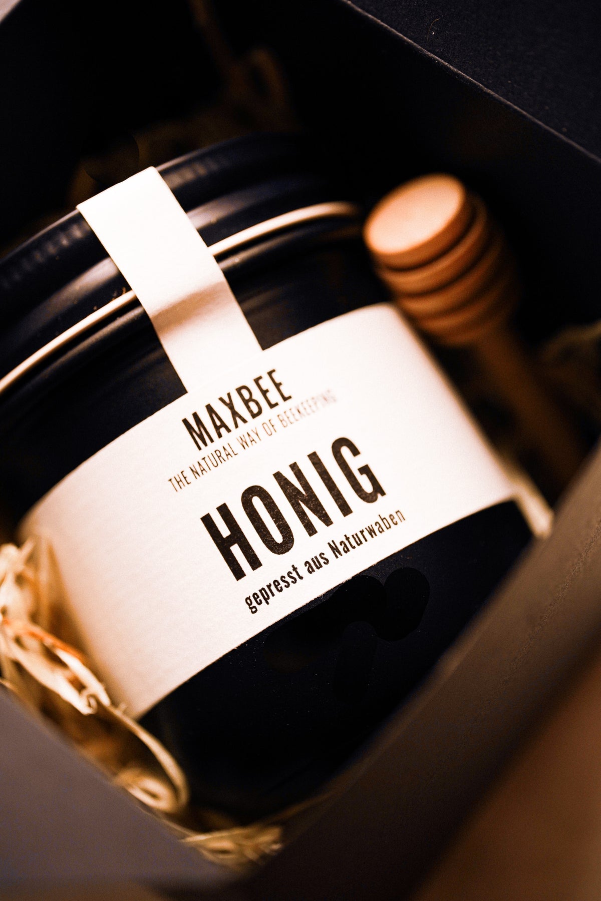 Presshonig  ·  NATIVE No. 04